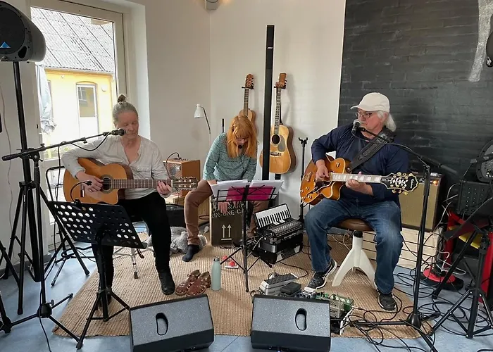 9 -hawkraft Kulturhotel *